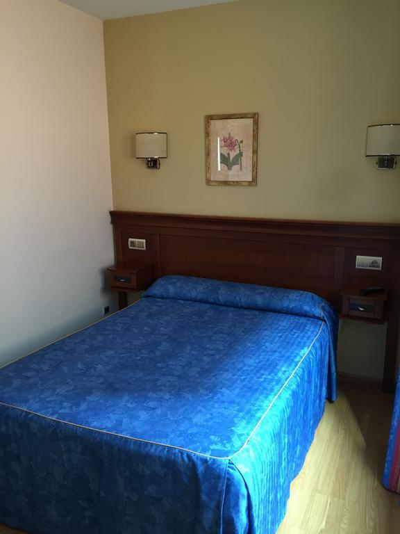 Hostal Tio Pepe II Bembibre  Номер фото