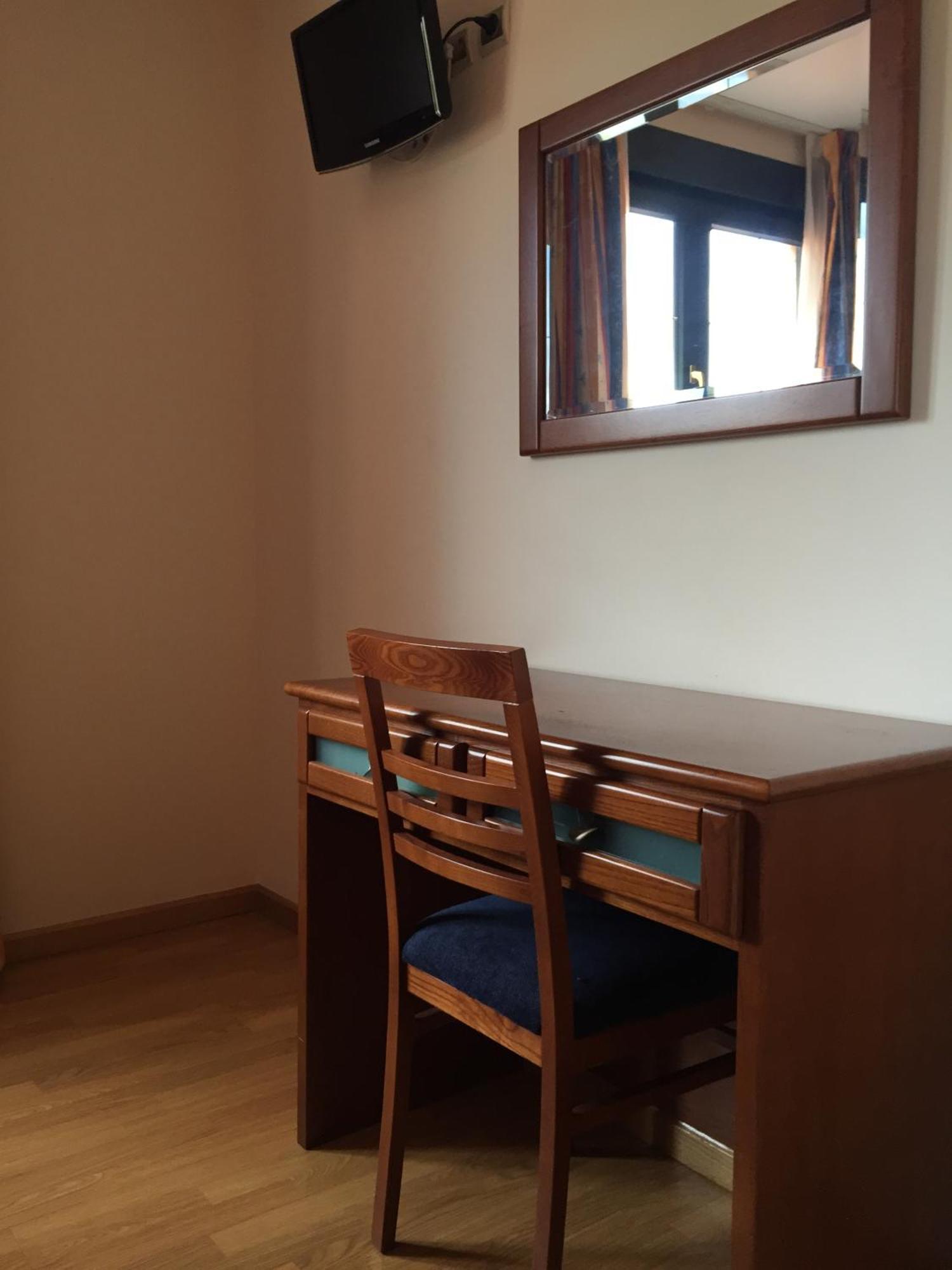 Hostal Tio Pepe II Bembibre  Номер фото