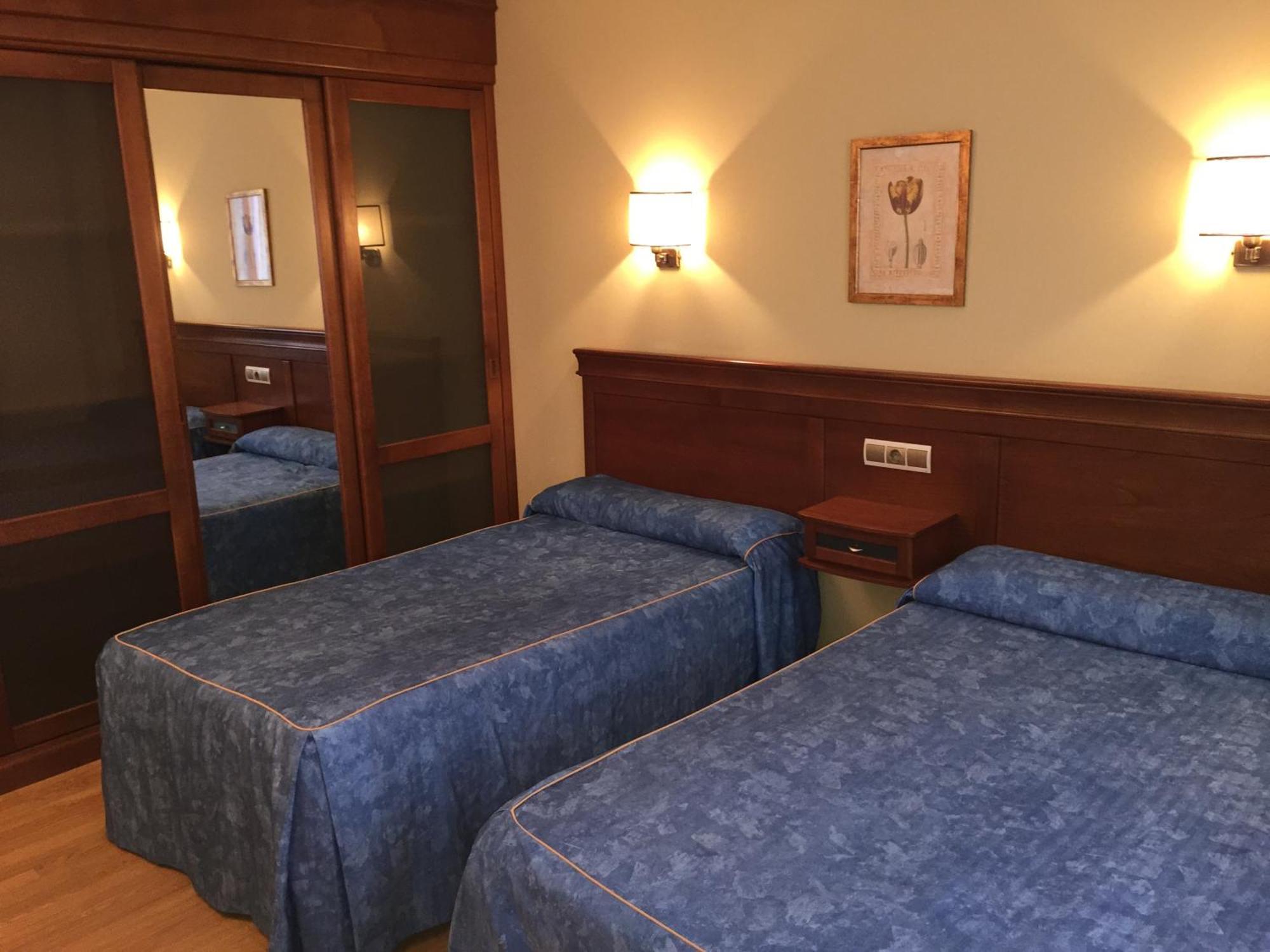 Hostal Tio Pepe II Bembibre  Номер фото